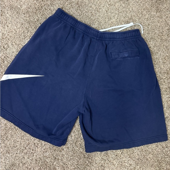 Men’s Nike Sweatshorts Navy Size XL - Picture 2 of 3